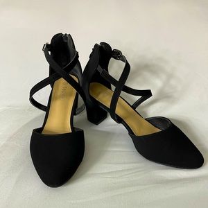 WELLS black heels, size 9M